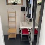 Nora 巴拉腾肯尼斯