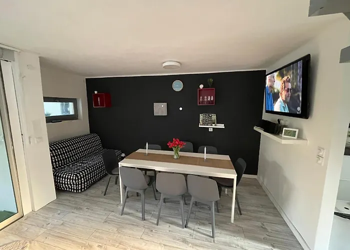 Nora Ferienhaus Balatonkenese